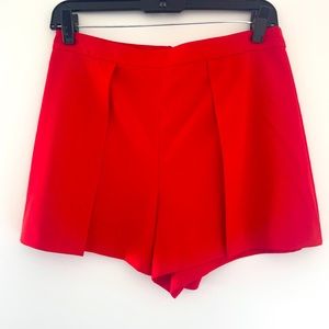 NWT Alice & Olivia Open Pleat Front Short